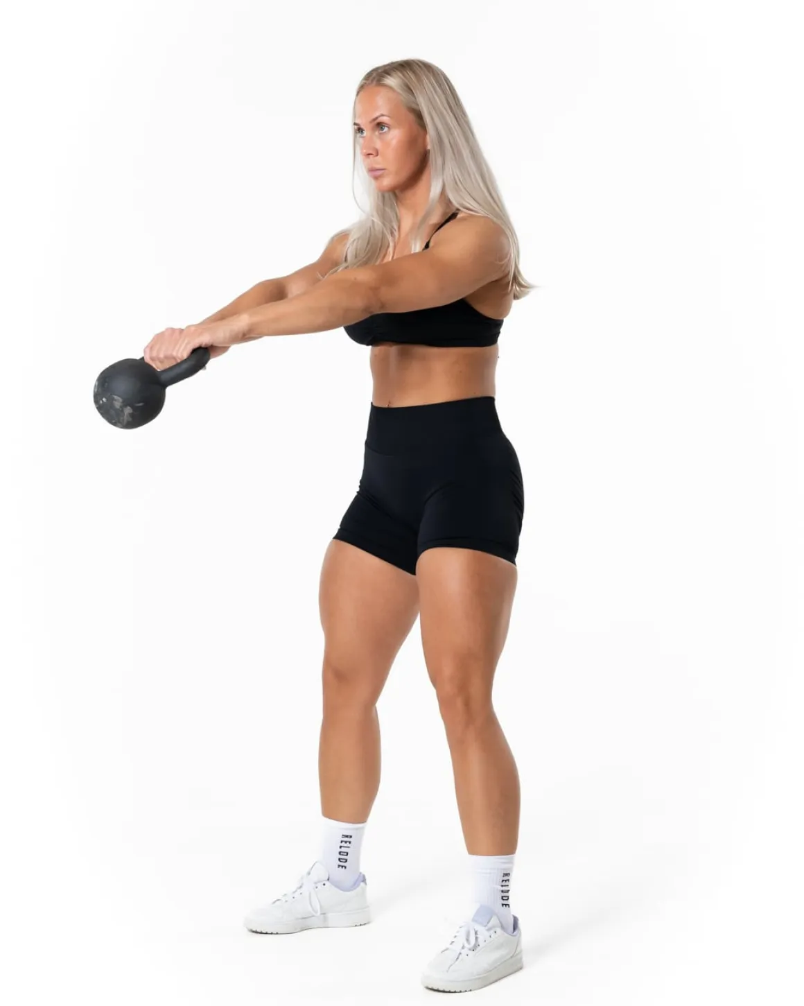 Aura Seamless Scrunch Shorts Black