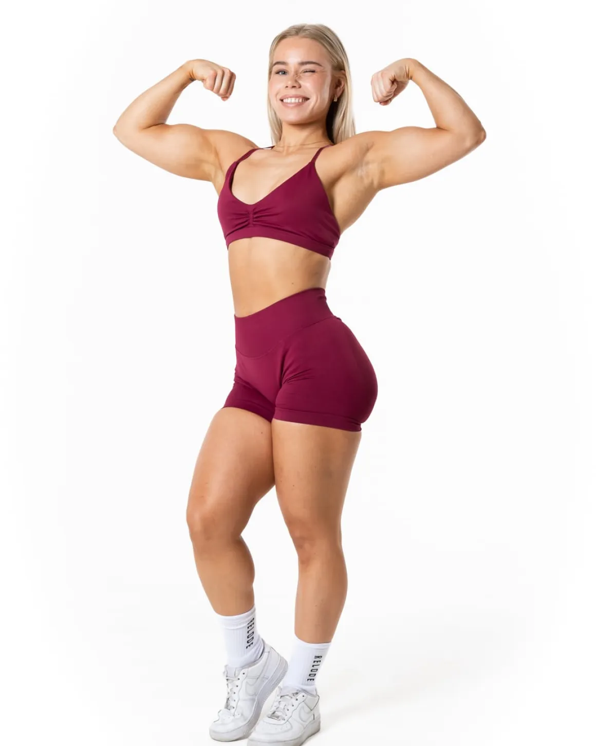 Aura Seamless Sports Bra Cherry