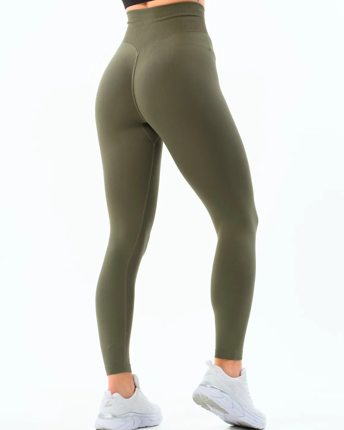 Challenge Seamless Tights Green Olive