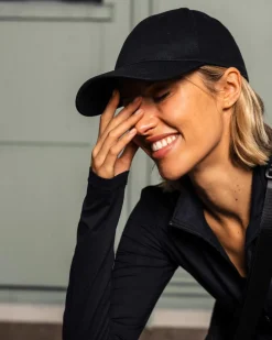 Classic Cap Black One Size