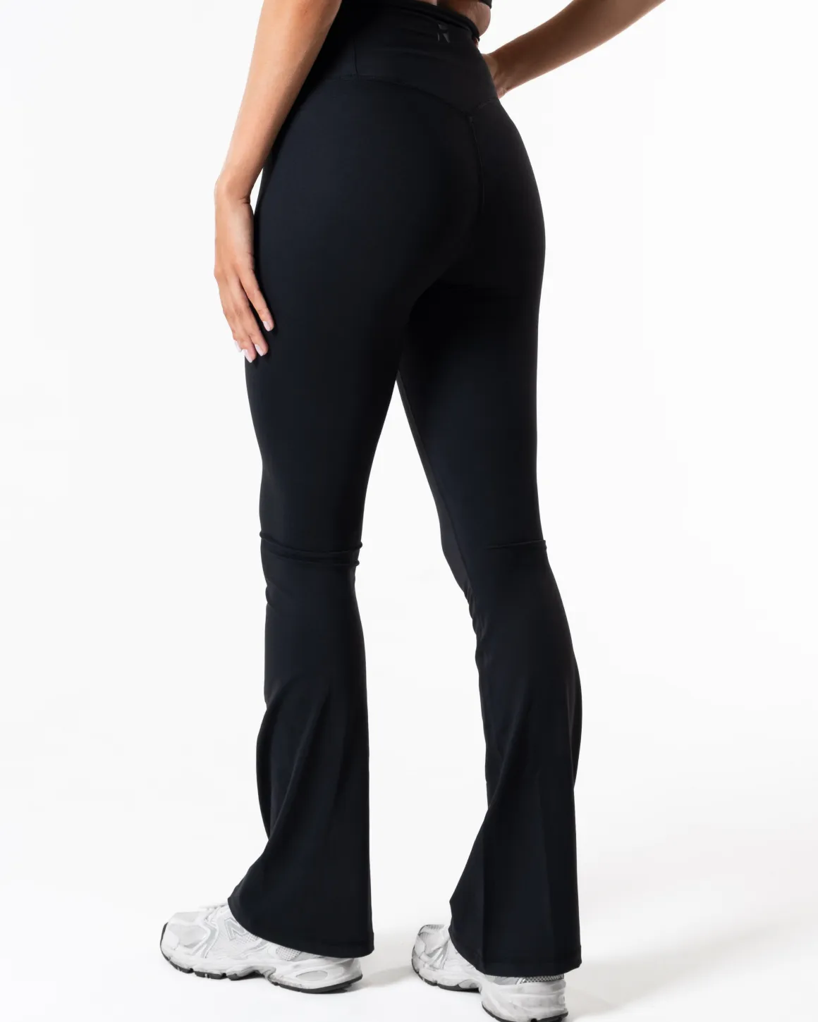 Clean Tights Flared Black