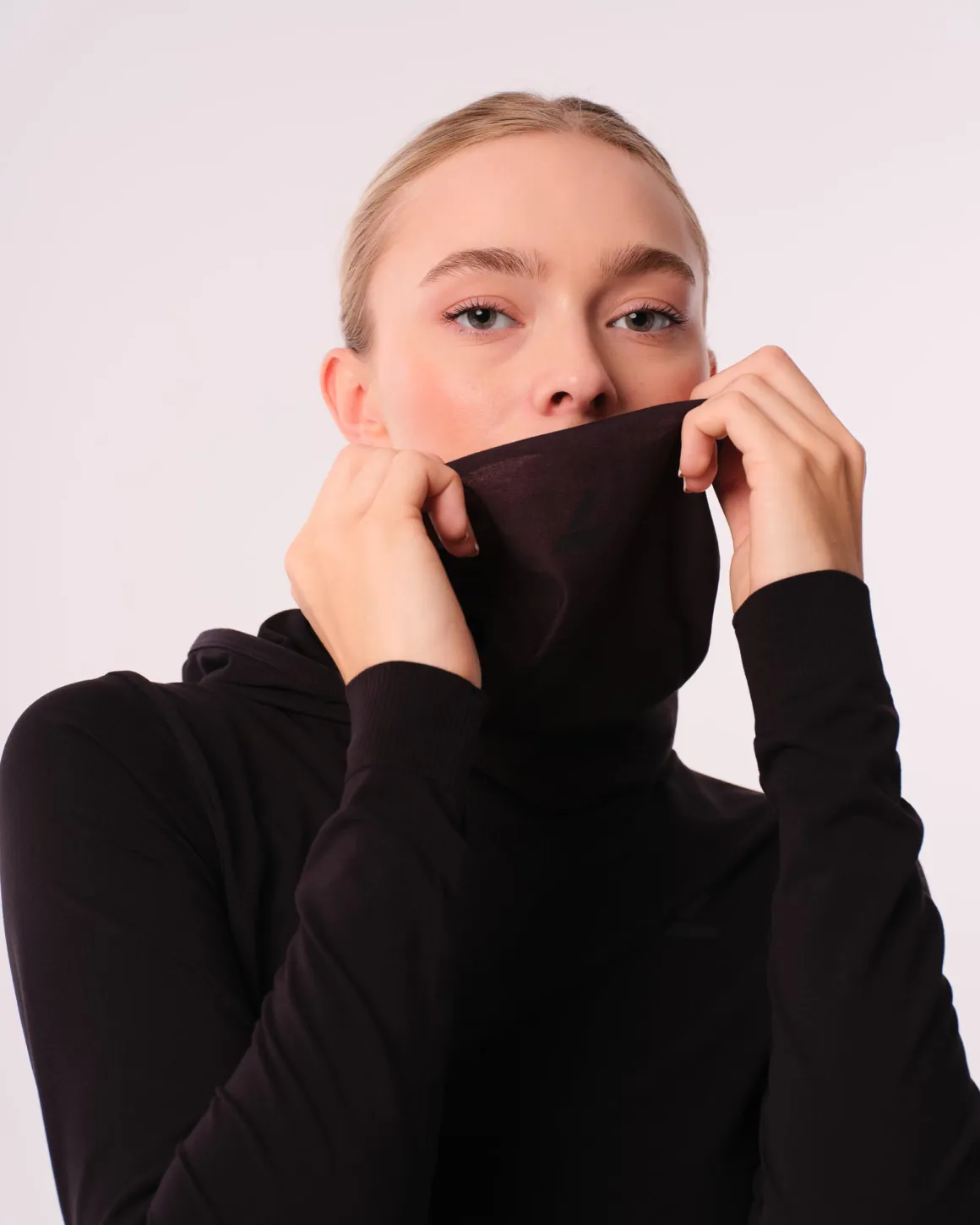 Conquer Neck Warmer Black Reflective – One Size