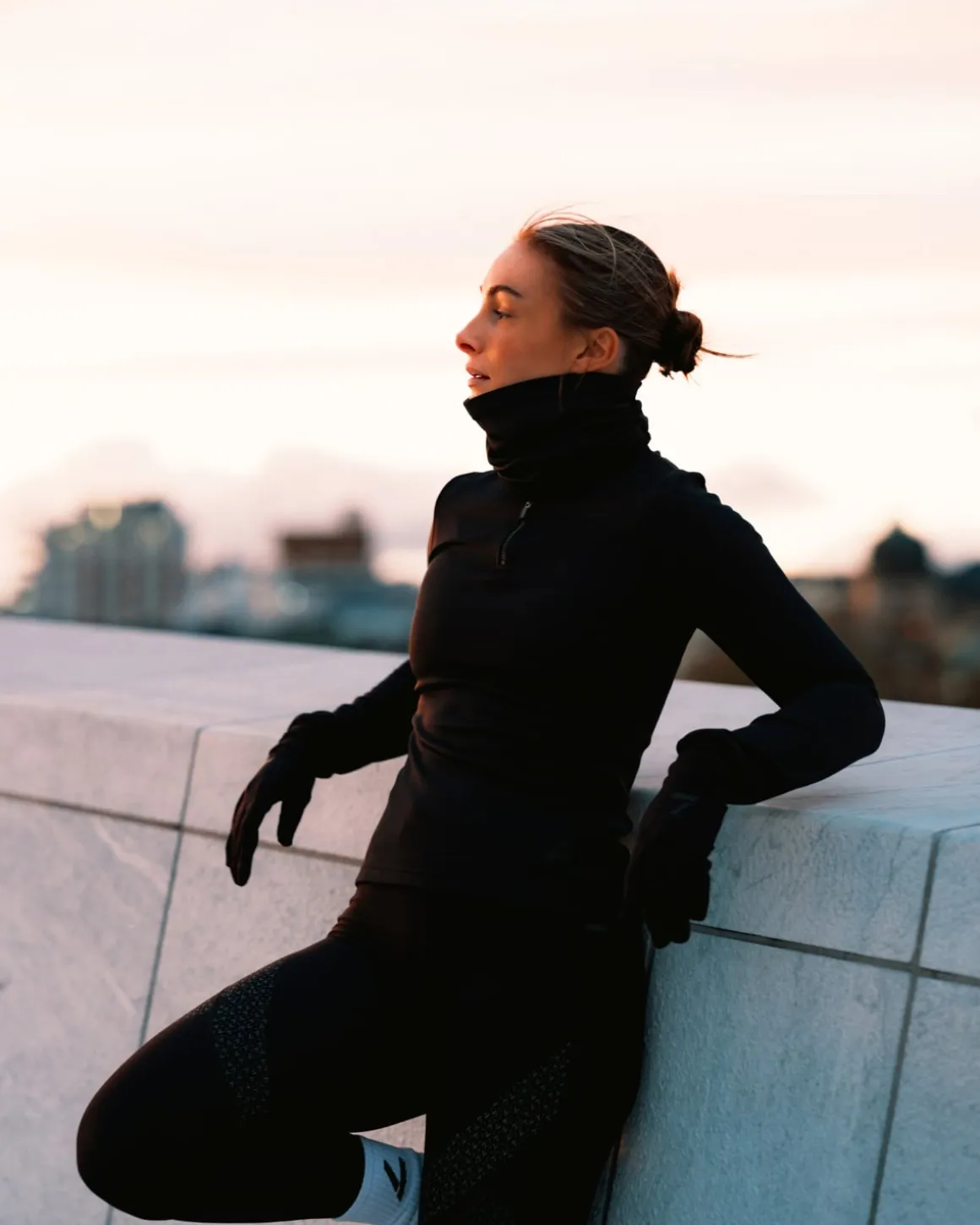 Conquer Running Gloves Black Reflective