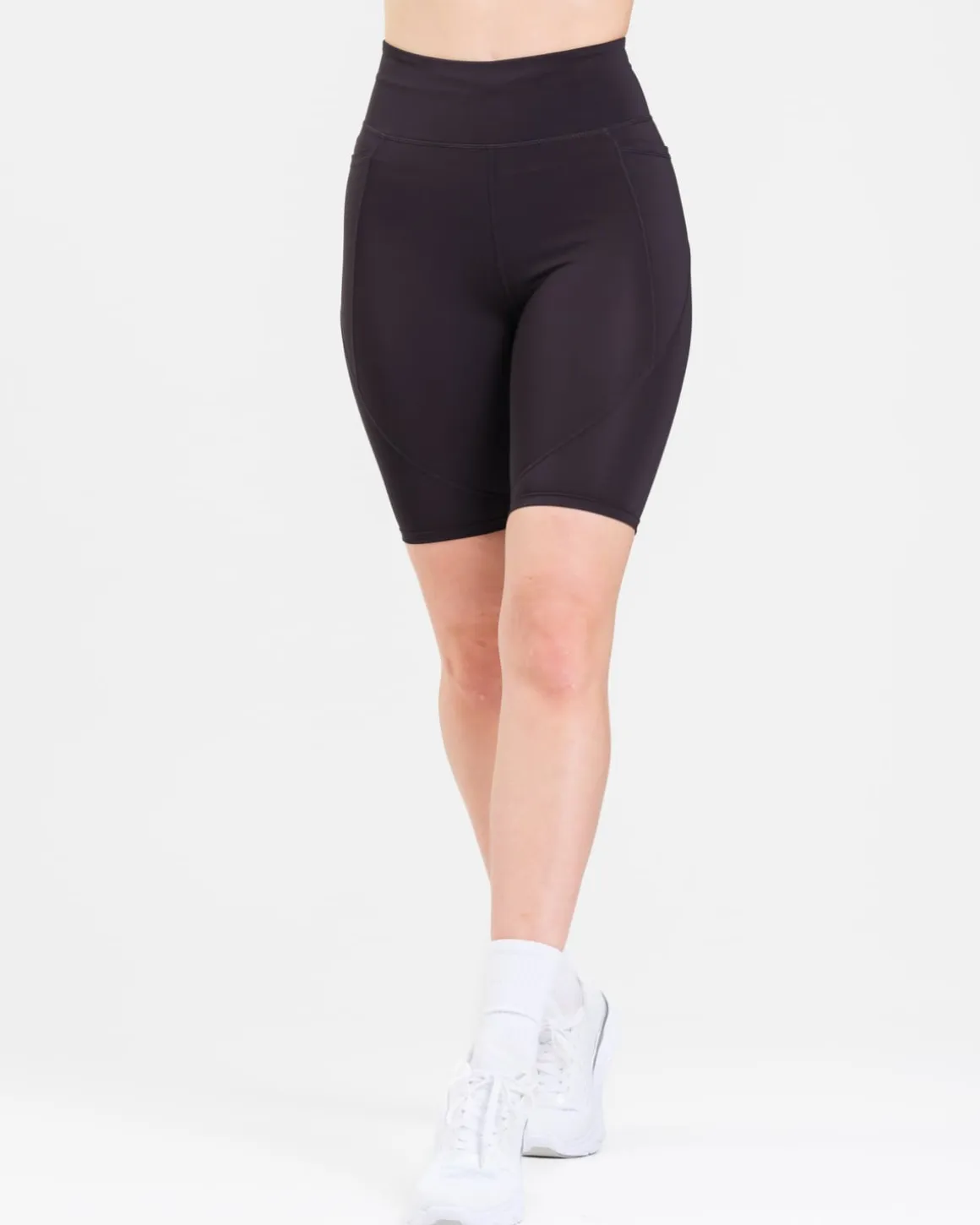 Conquer Running Pocket Shorts 8″ Black