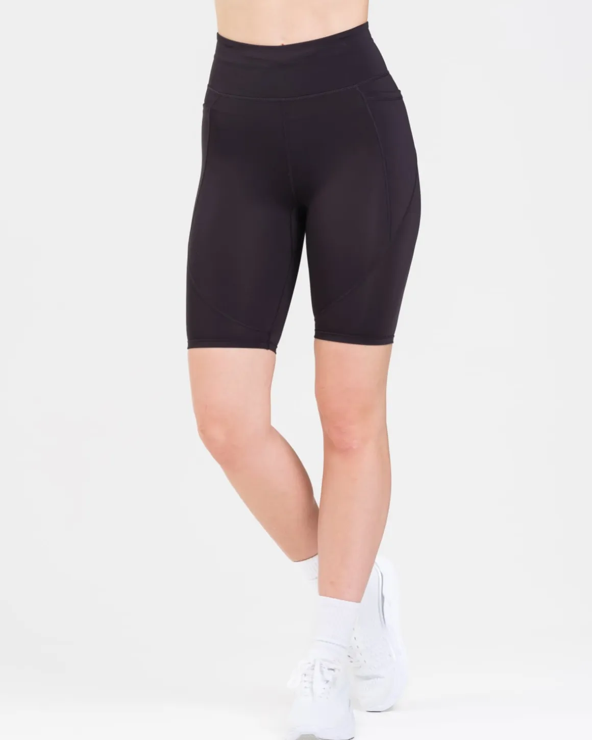 Conquer Running Pocket Shorts 8″ Black