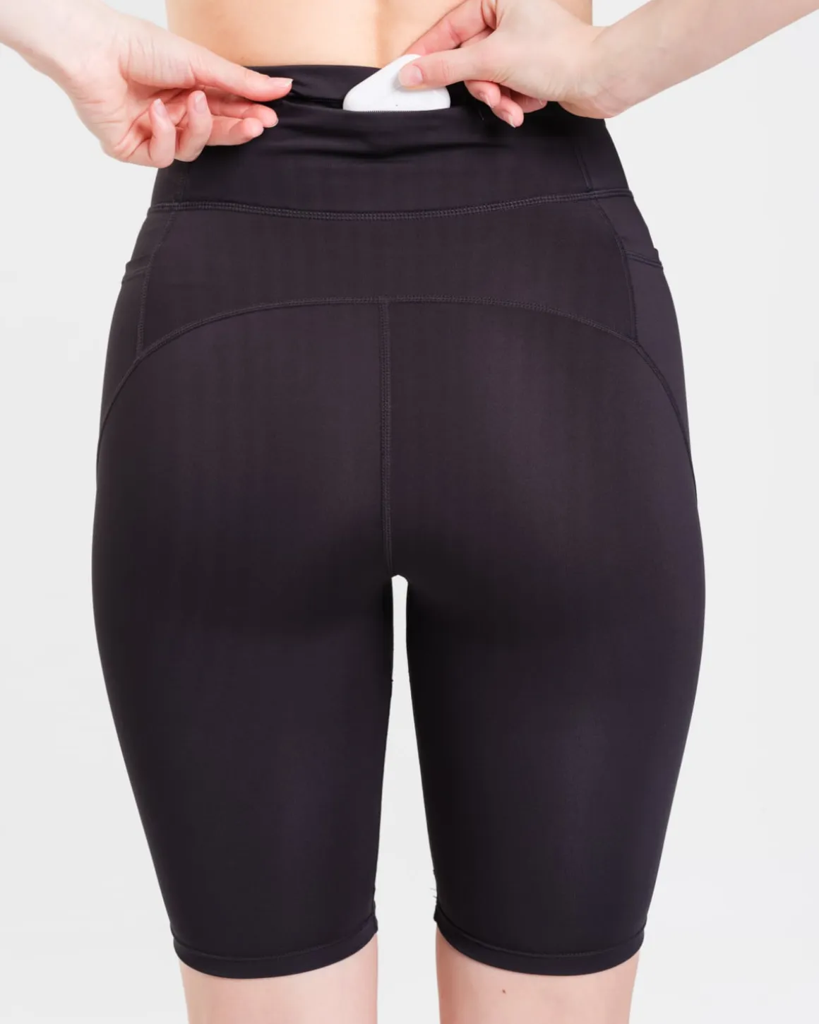 Conquer Running Pocket Shorts 8″ Black