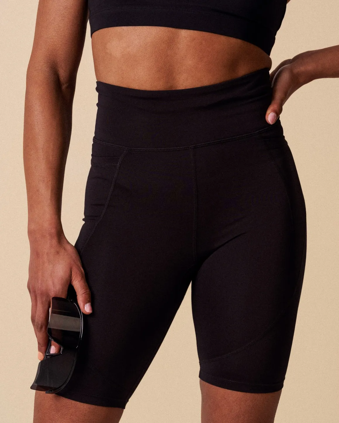 Conquer Running Pocket Shorts 8″ 2.0 Black