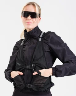 Conquer Running Vest Black/Reflective One Size