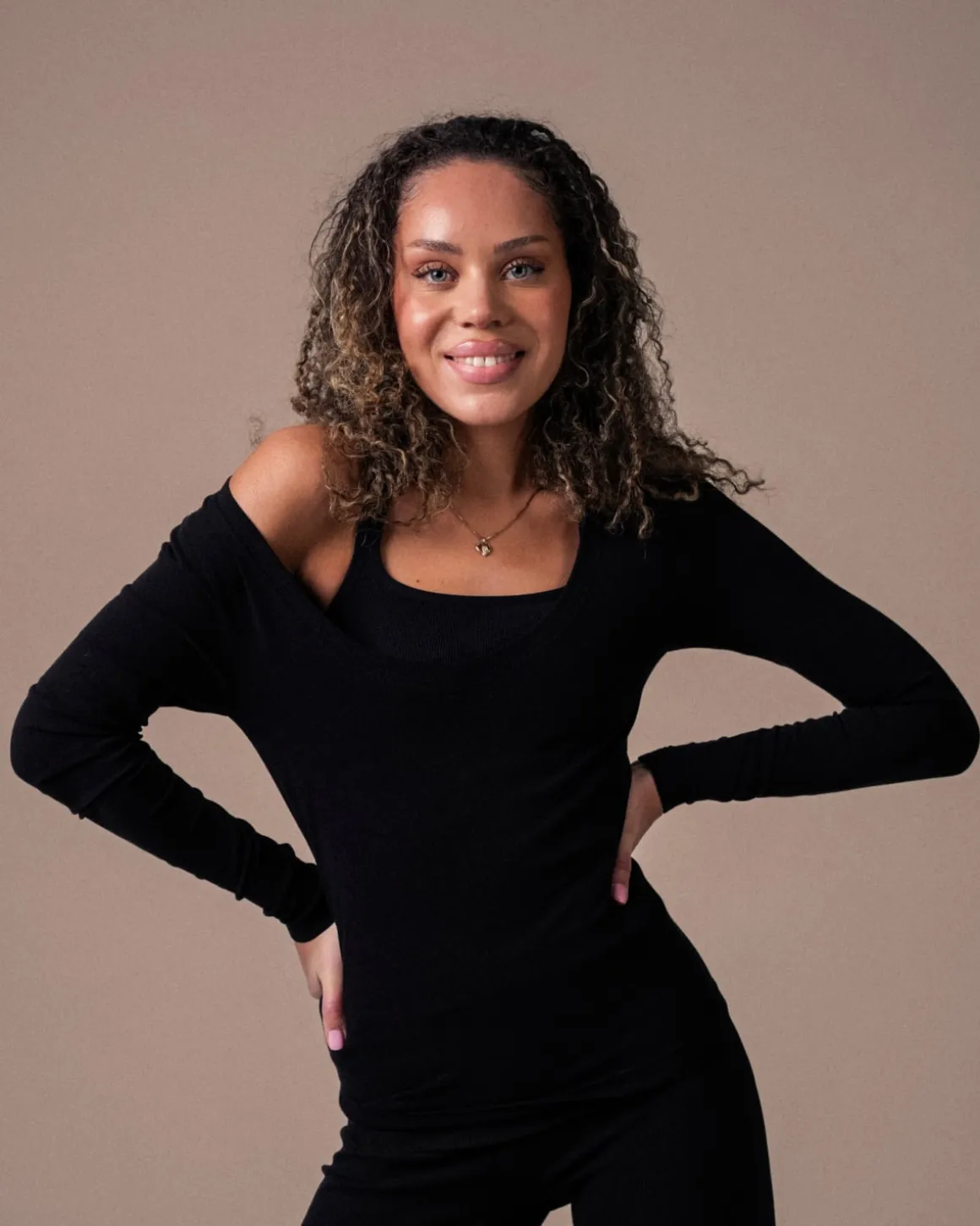 CottonLuxe Seamless LS Black