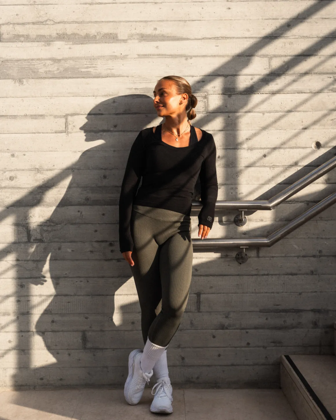 CottonLuxe Seamless LS Black