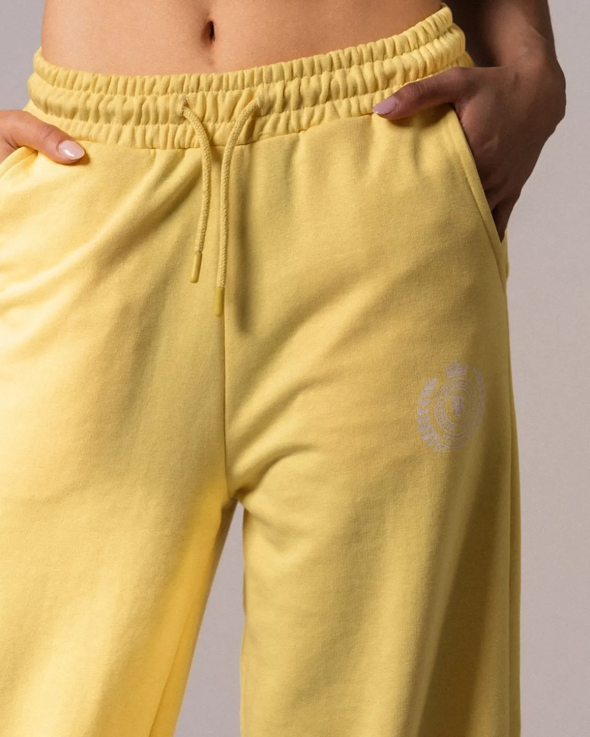 Crop Hoodie + Straight Sweatpants Yellow Lemon