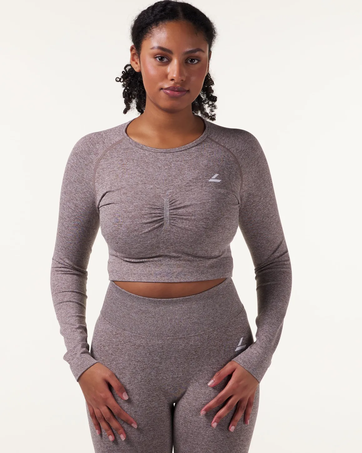 Device Seamless Crop LS Leo & Brown 2-MIXPACK