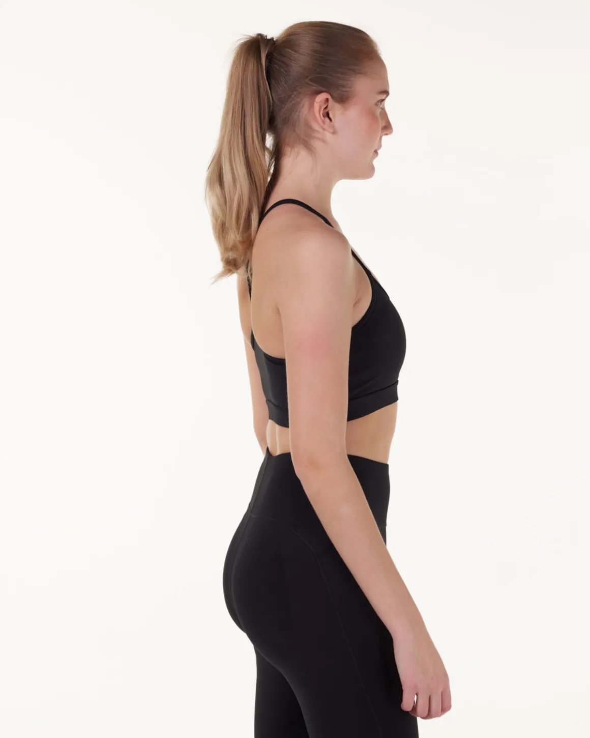Essential Light Bra Black 22