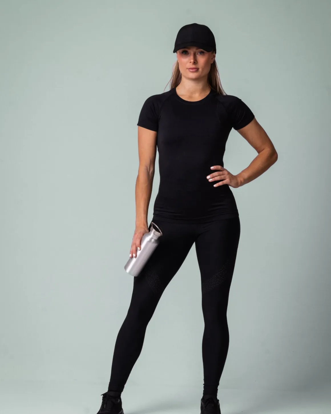 Essential Seamless T-shirt Black Beauty