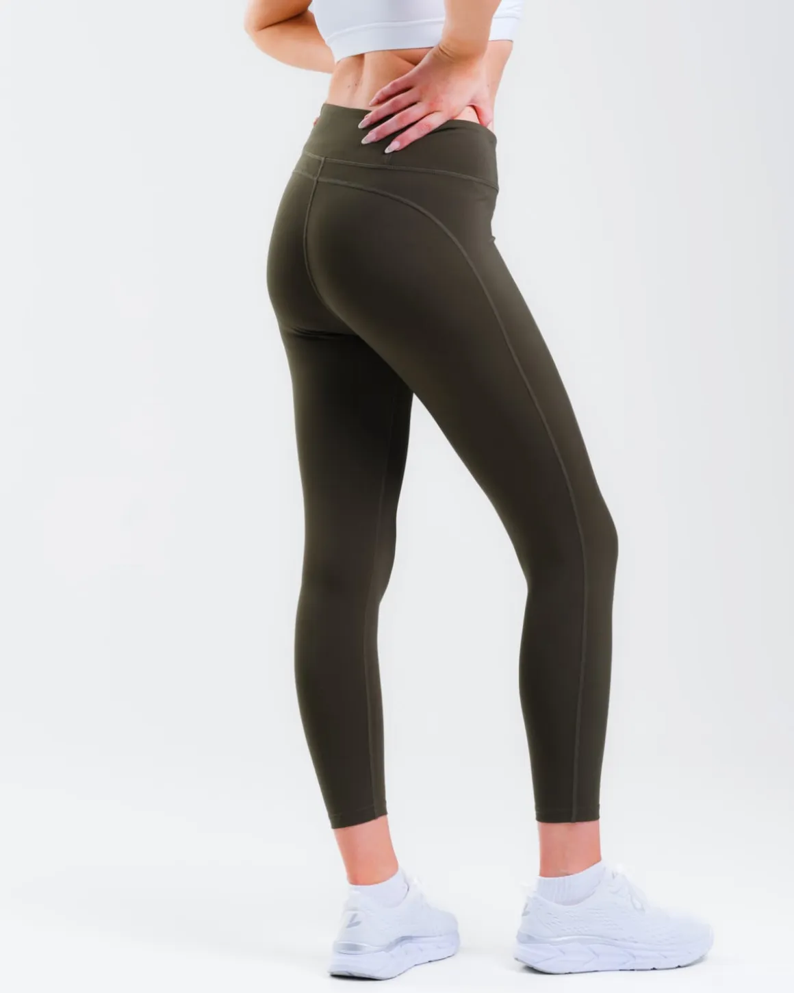 Essential Training Tights 7/8 Green Forest
