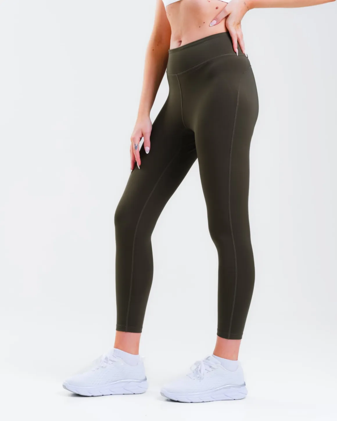 Essential Training Tights 7/8 Green Forest