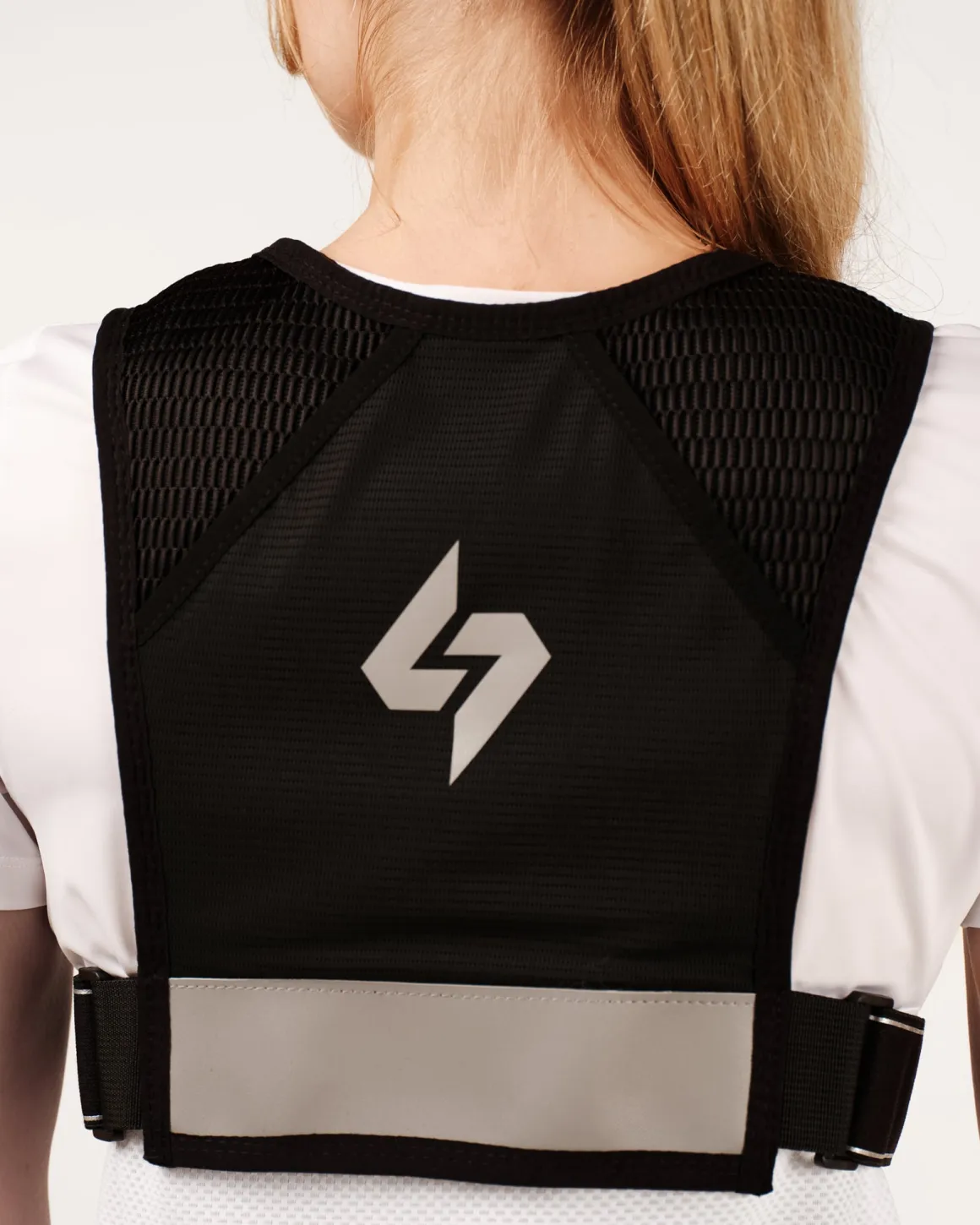 Hydrovest Black