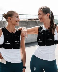 Hydrovest Black