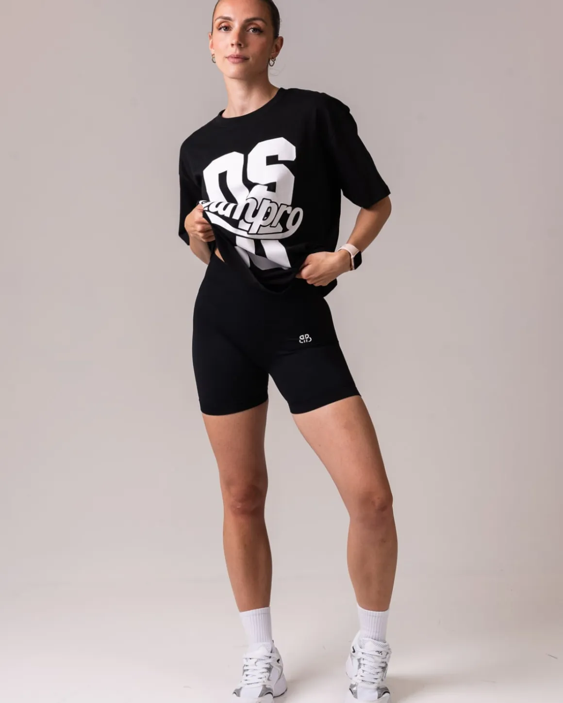 Hyper Scrunch Shorts 4″ Black