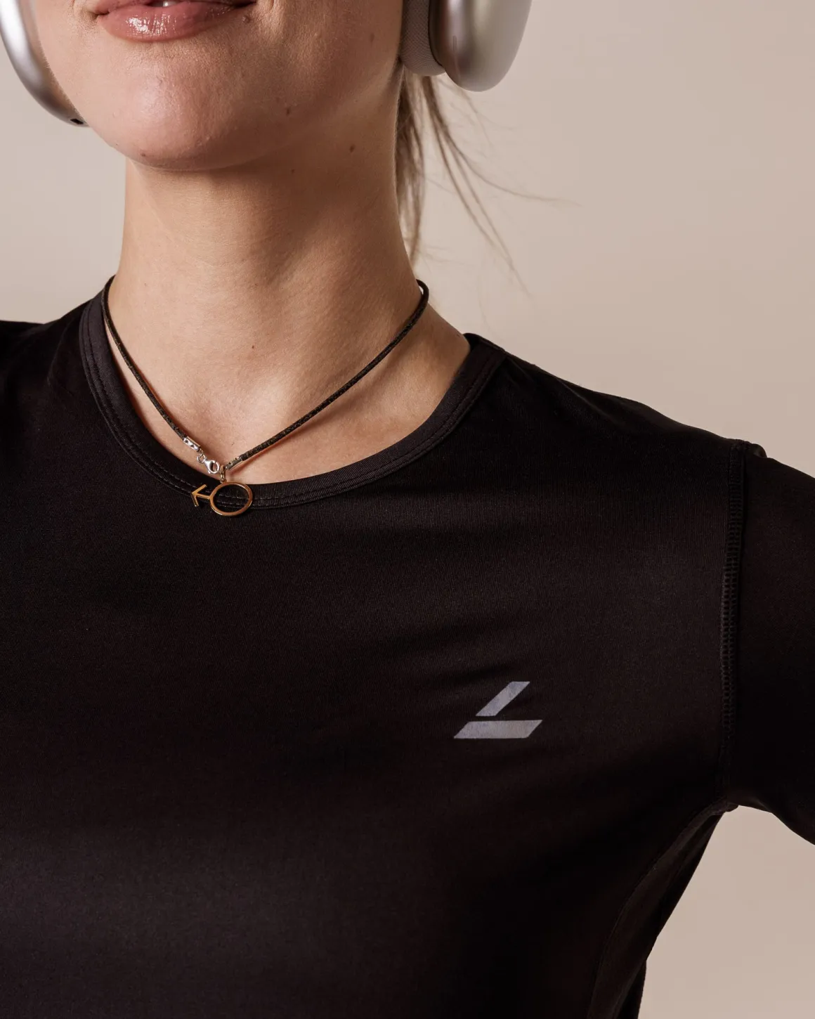 Legend Tee Black NR