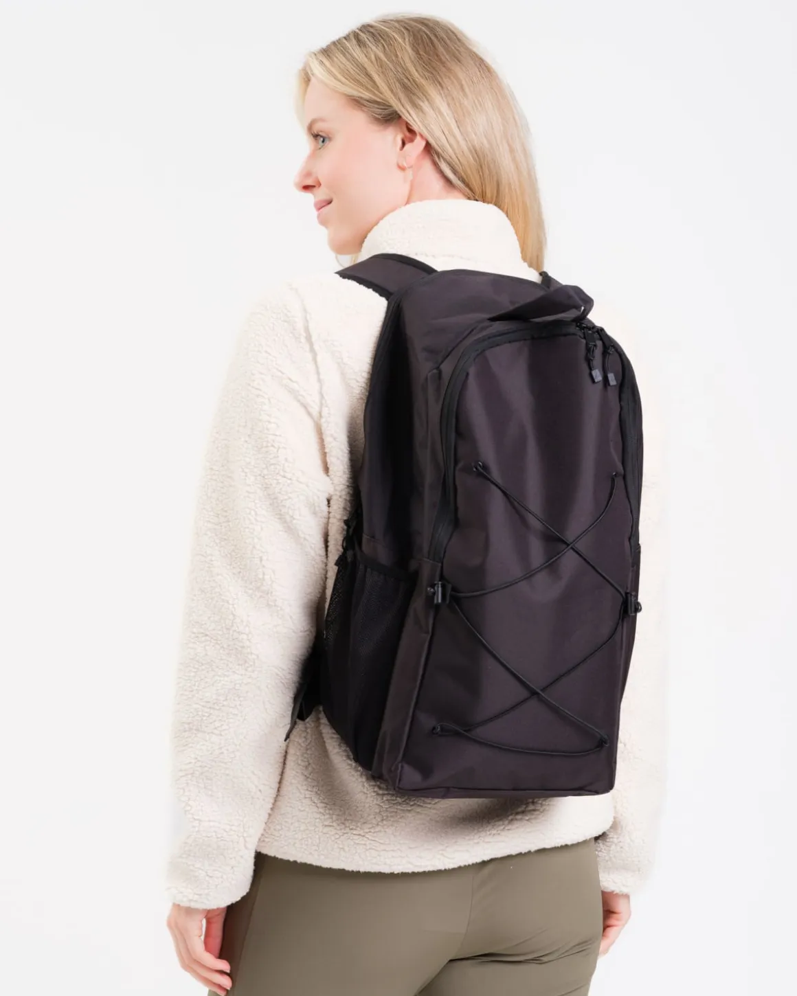 LEVITY Day Pack 28L Black One Size
