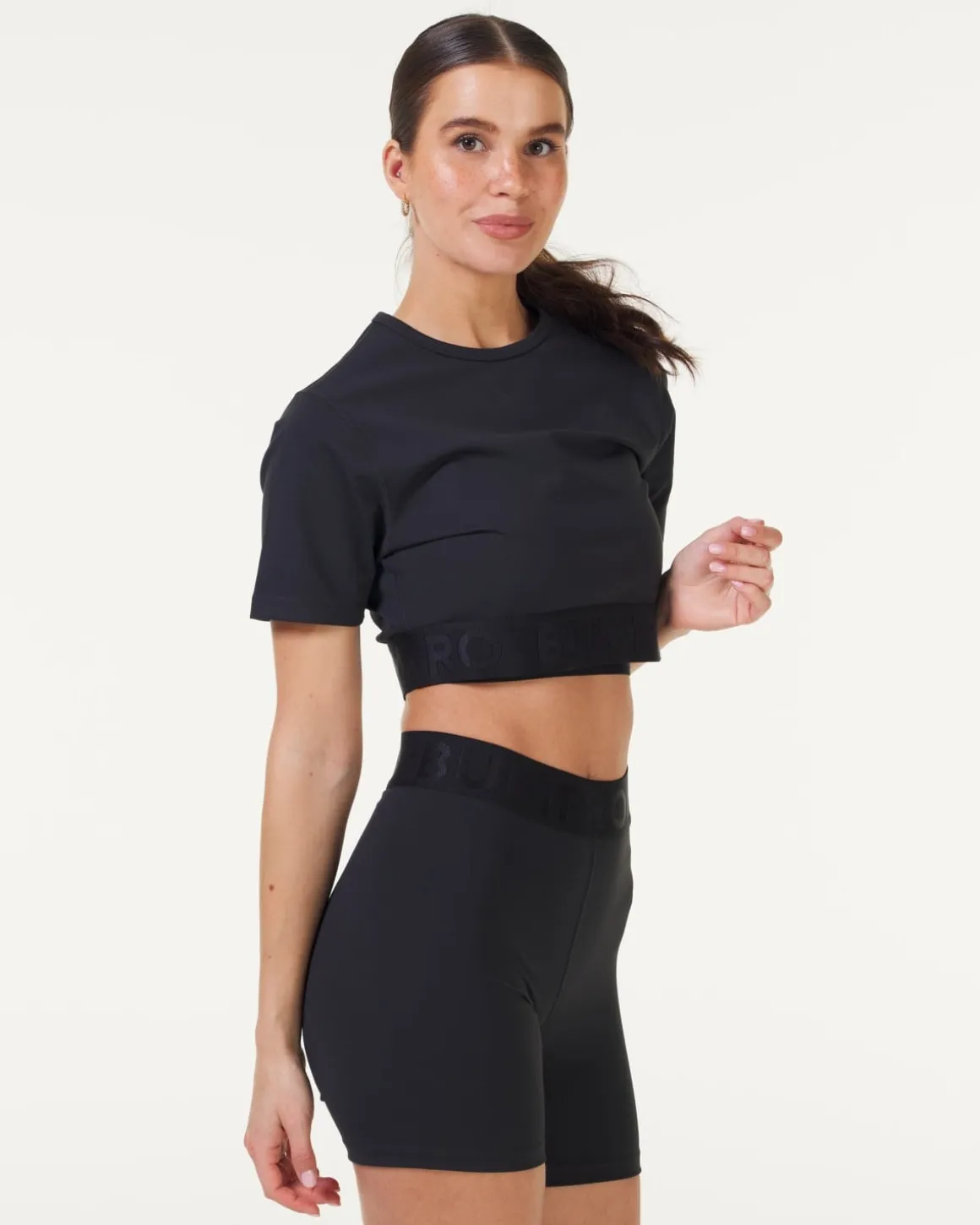 Lively Crop Tee Black