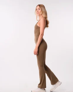 Lively Green Olive SETT