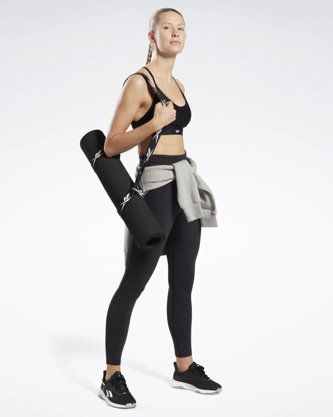 Lux Strappy Sports Bra Black
