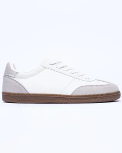 Metro White