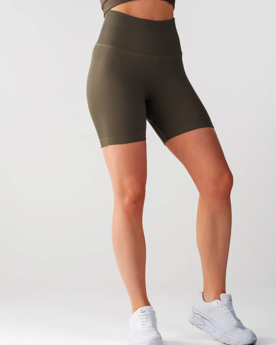 Perfect Rib Shorts 5″ Military Green