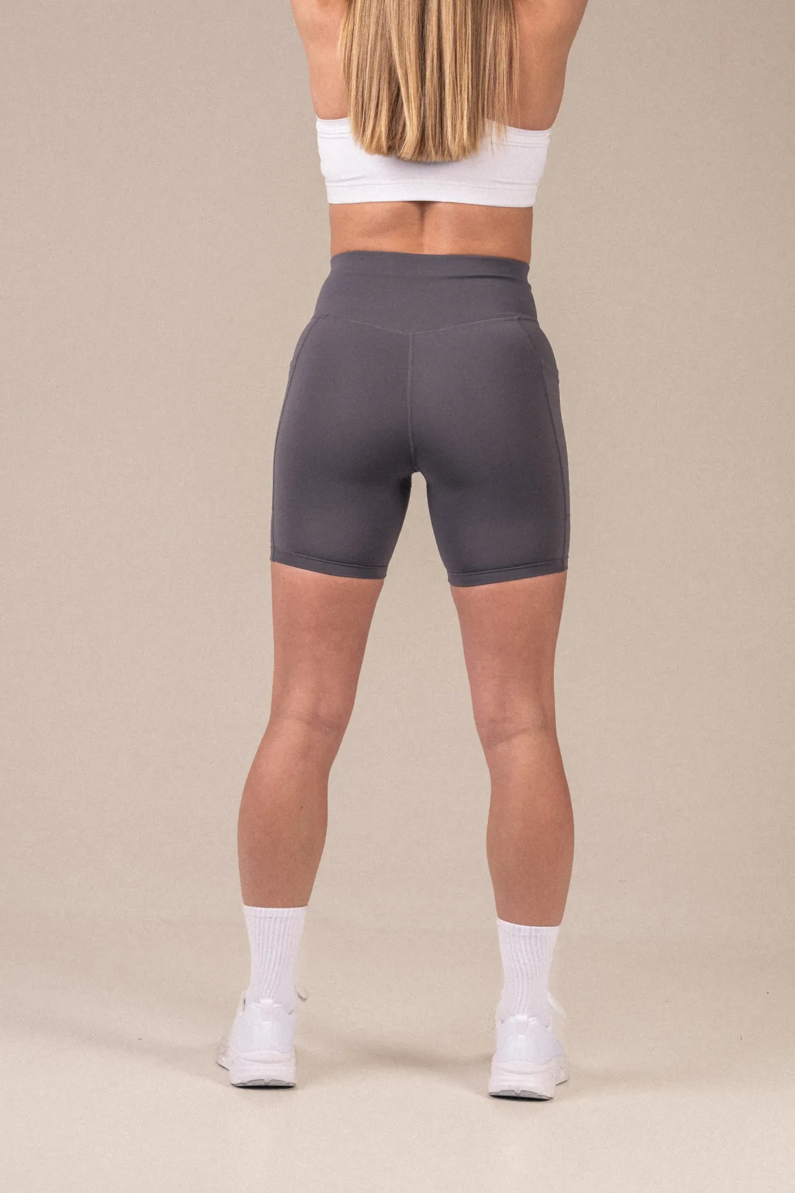 Primary Pocket Shorts 6″ Grey Granite