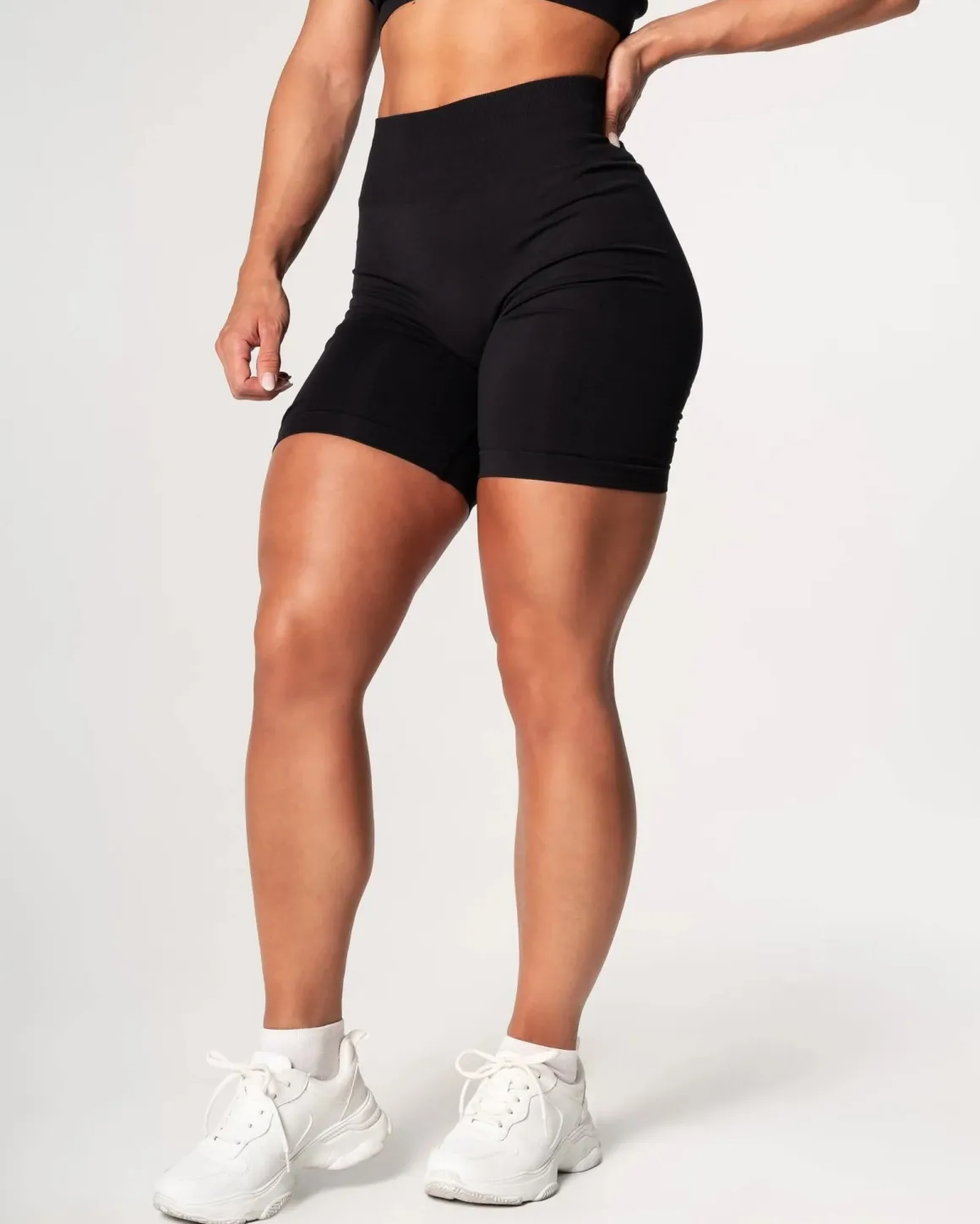 Prime Scrunch Shorts Black