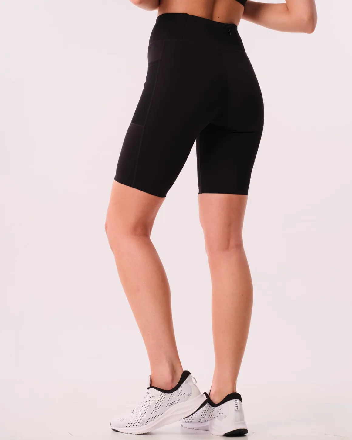 Radical Run Pocket Shorts Black Beauty