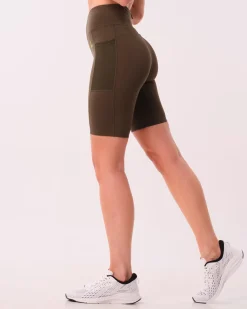 Radical Run Pocket Shorts Green Forest
