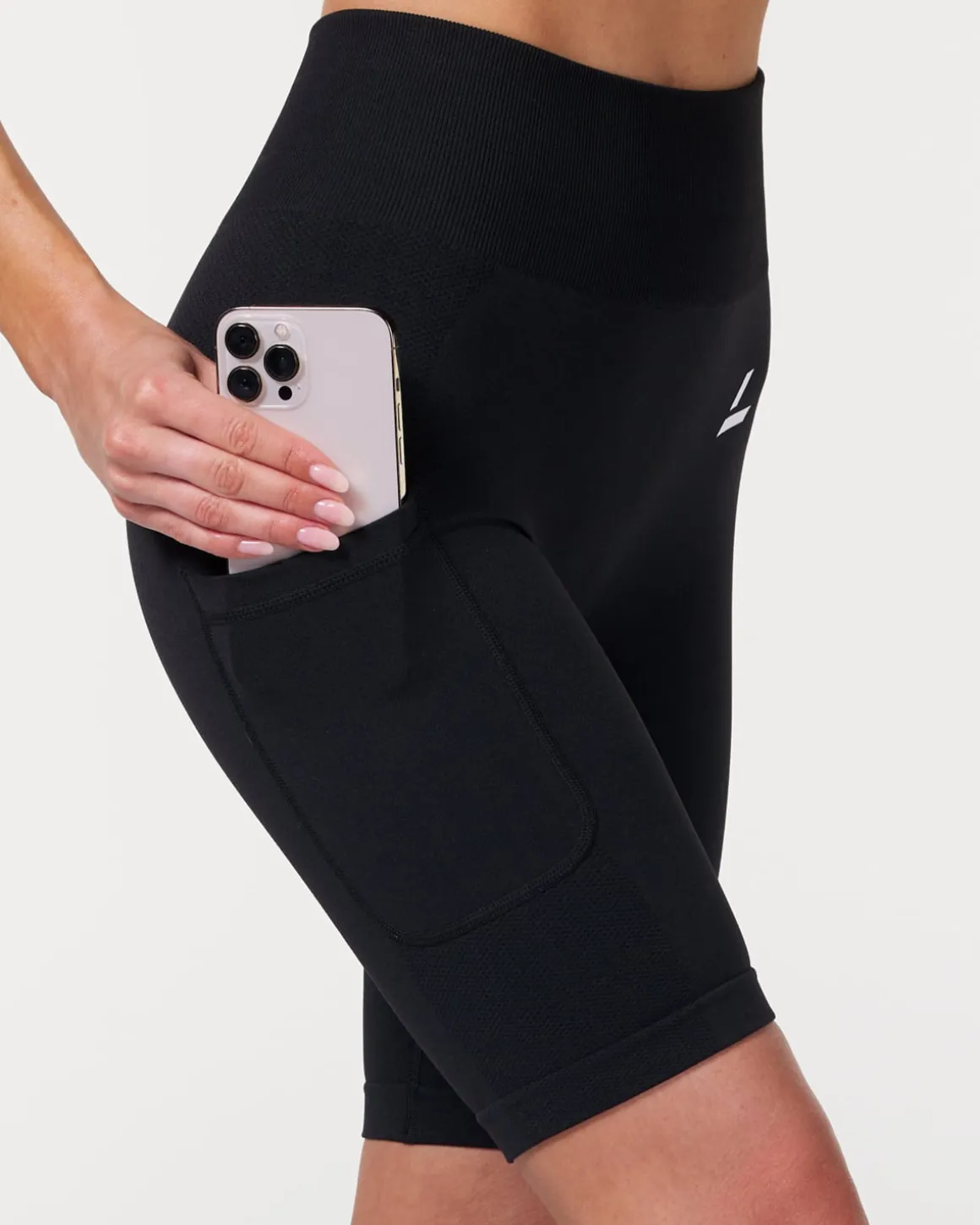 Routine Seamless Pocket Shorts Black Marl