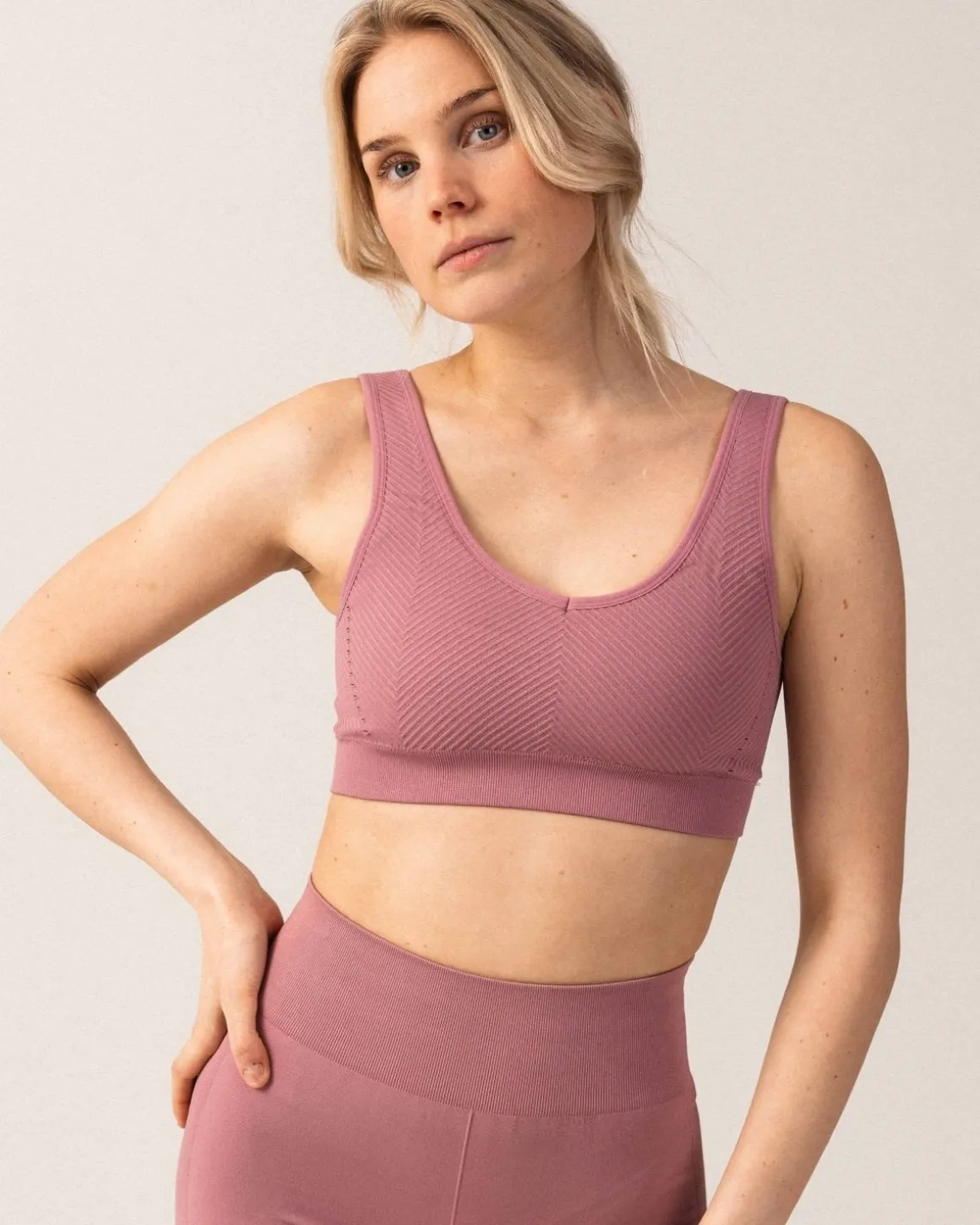 Seamless Yoga Bra + Tights Pink Rose SET