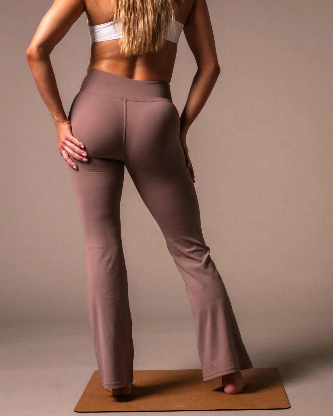 Second-Skin Flare Pants Brown Fossil
