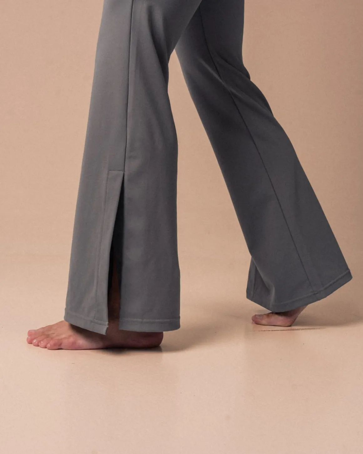 Second-Skin Slit Flare Pants Green Basil