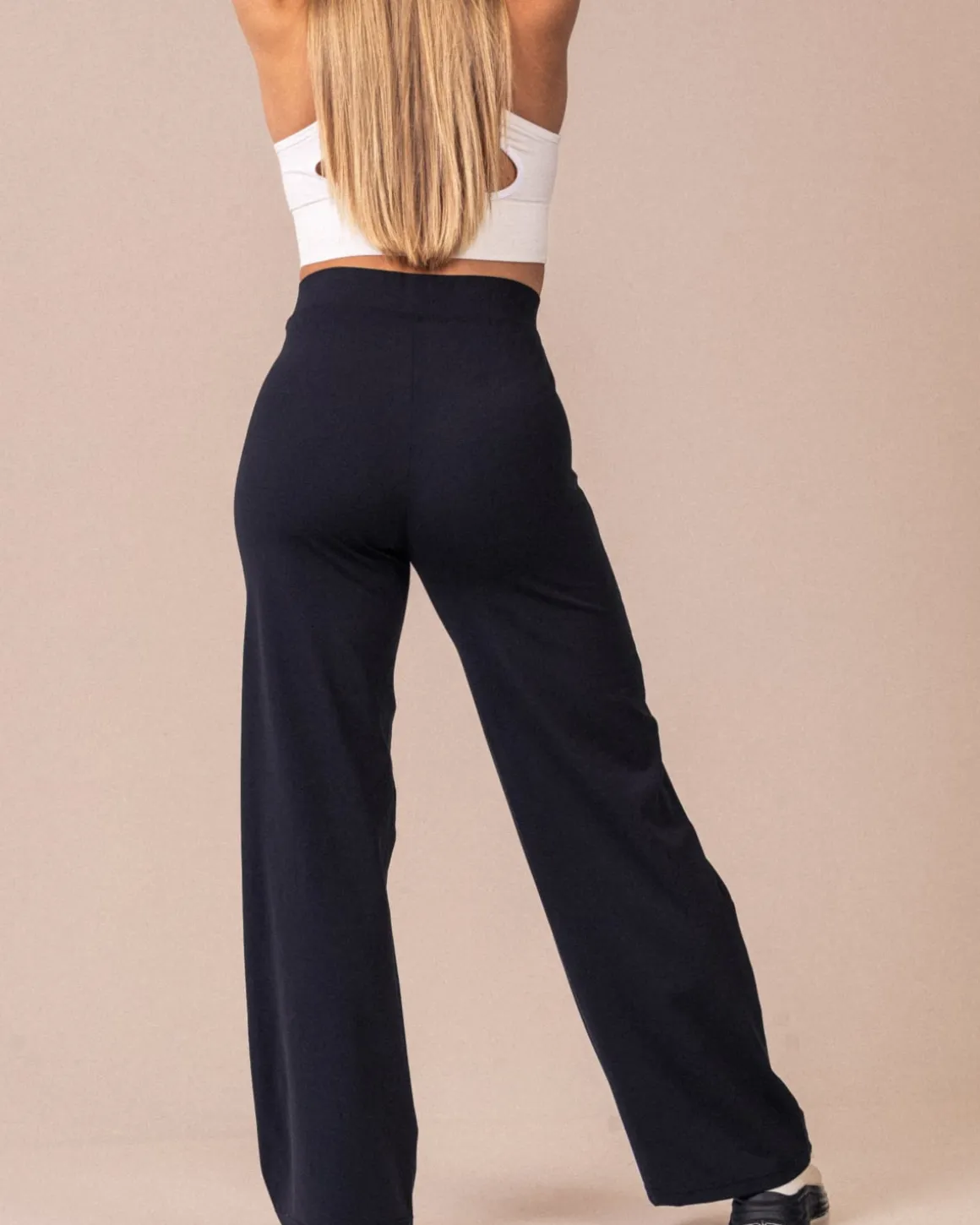 Second-Skin Straight Pants Black