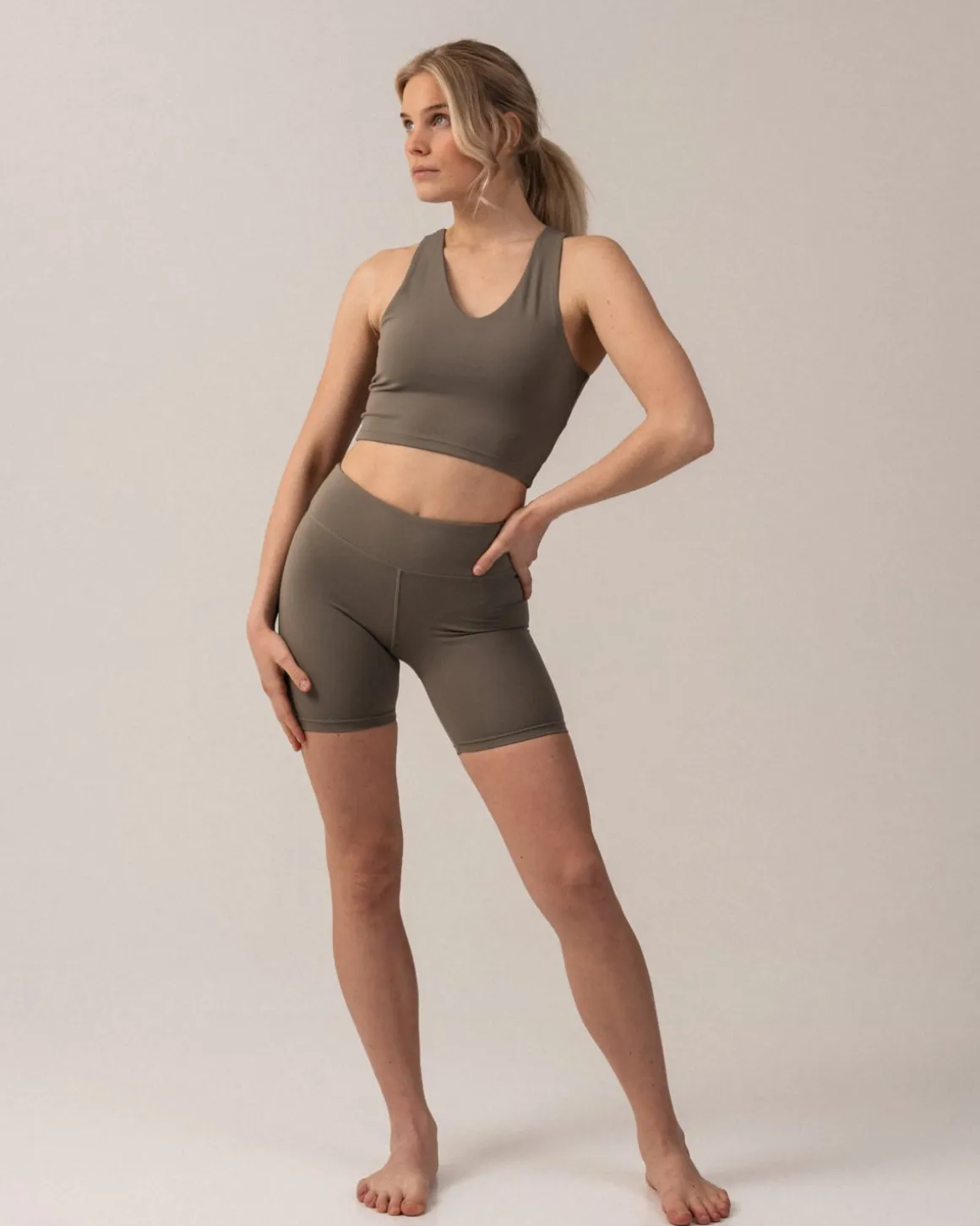 Second-Skin Studio Shorts 5″ Green Smokey