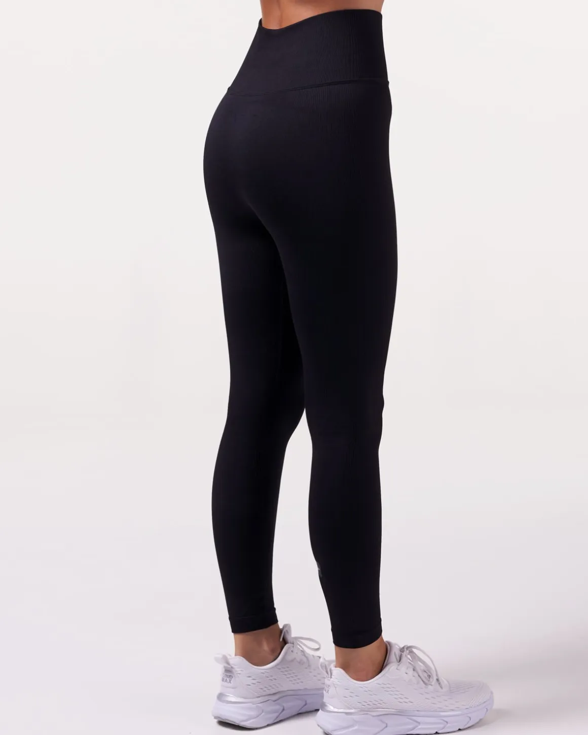 Silhouette Seamless Tights Black