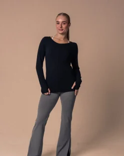 Soft Sweater Black Beauty