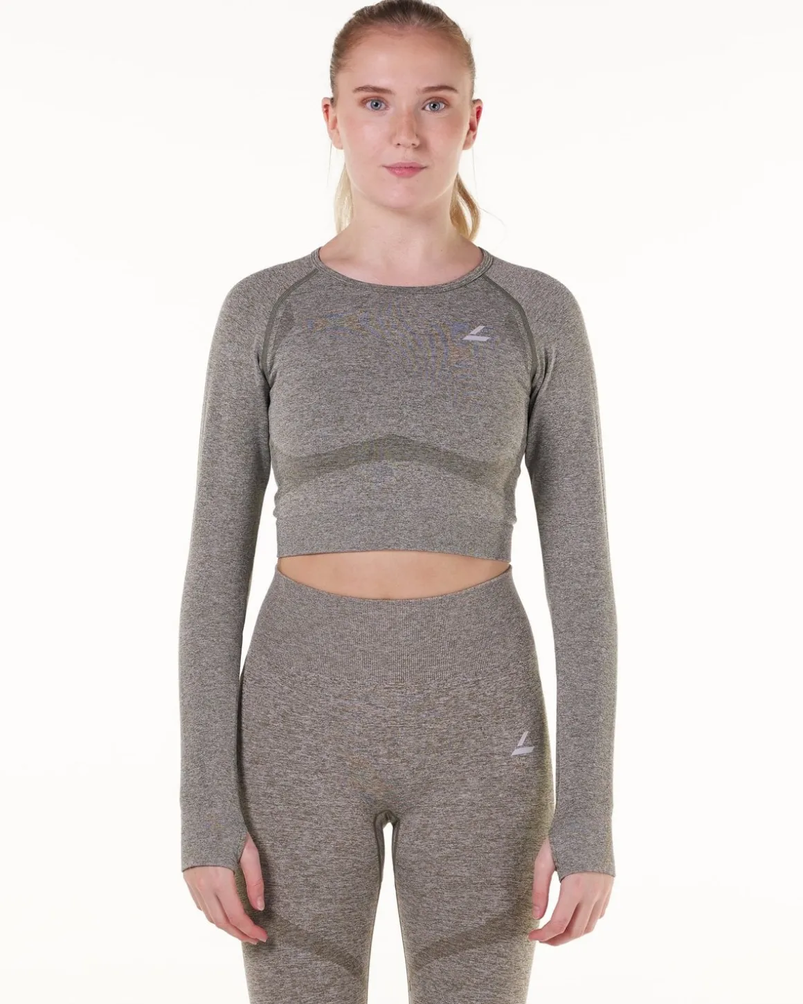 Solar Seamless Cropped LS Black + Green 2-PACK