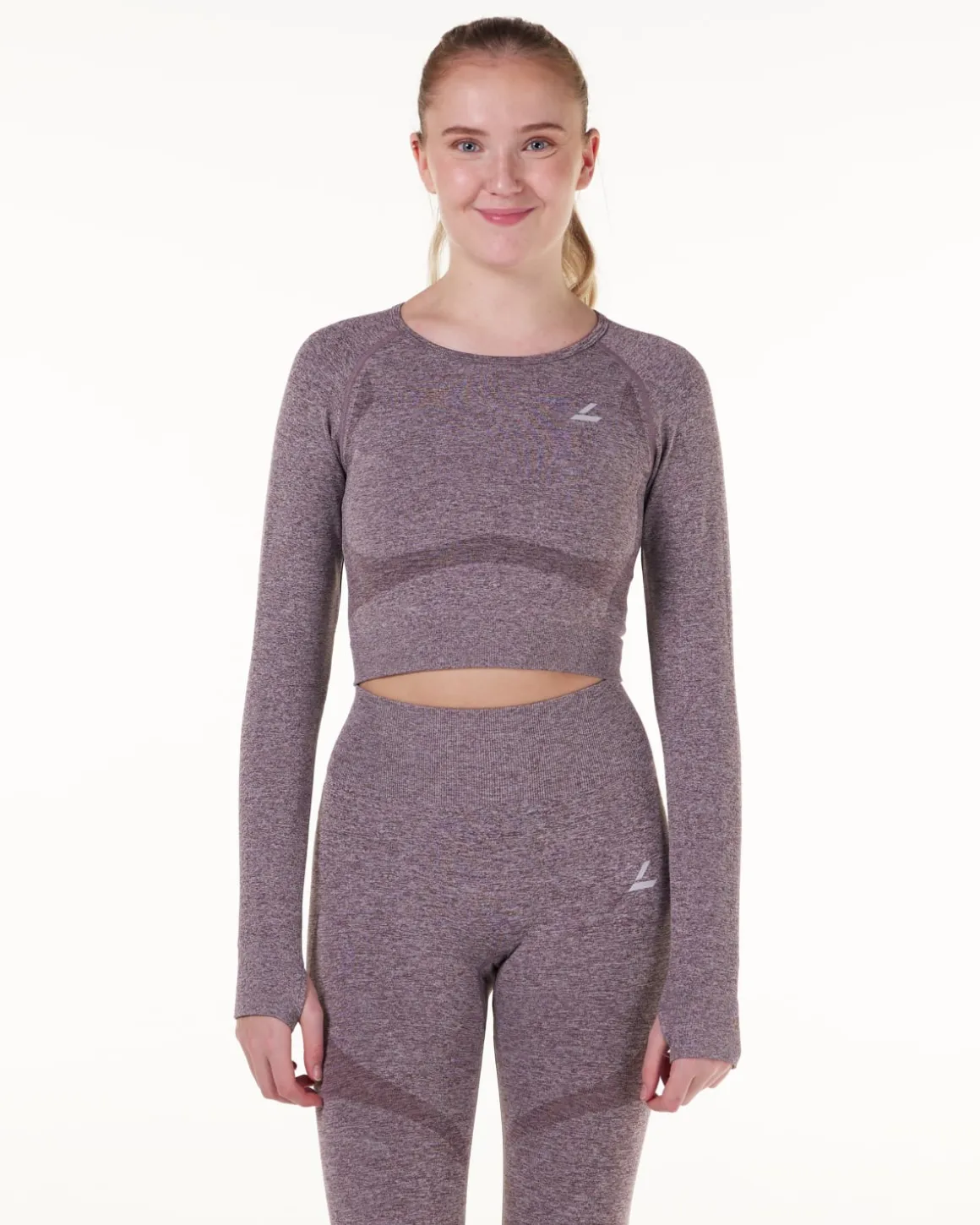 Solar Seamless Cropped LS Red Dusty Marl