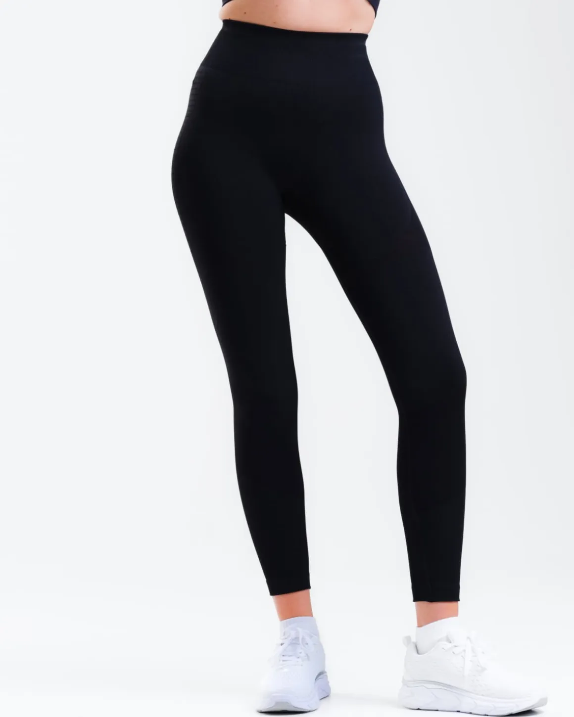 Solar Seamless Tights All Black –