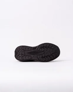 Stride Black/Black