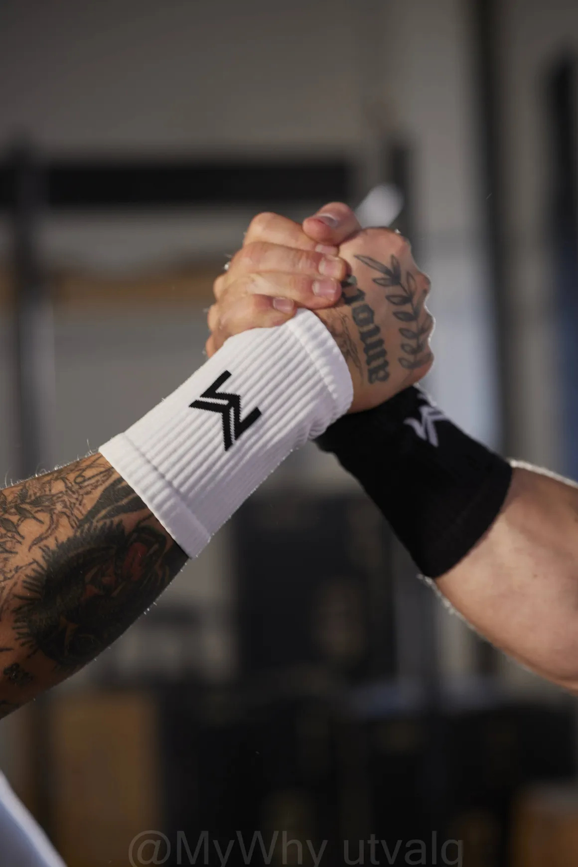 Sweat Bands 2-Pack White + 2-Pack Black