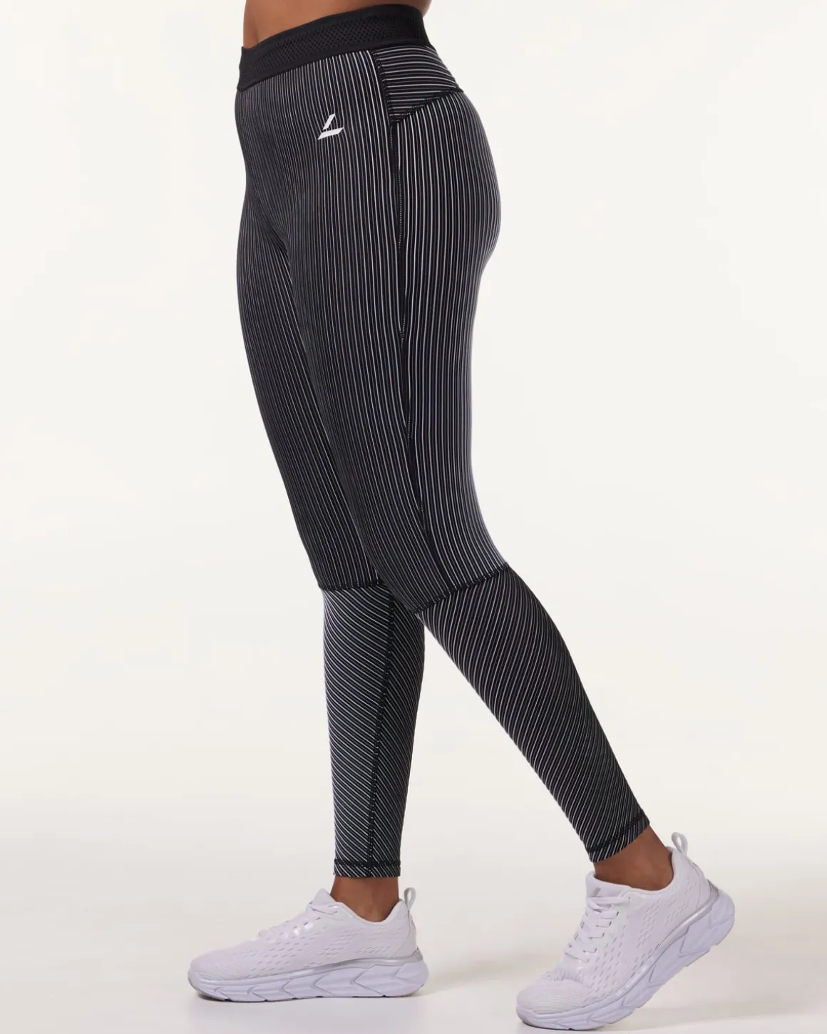 Swift Tech Rib Tights Black/White