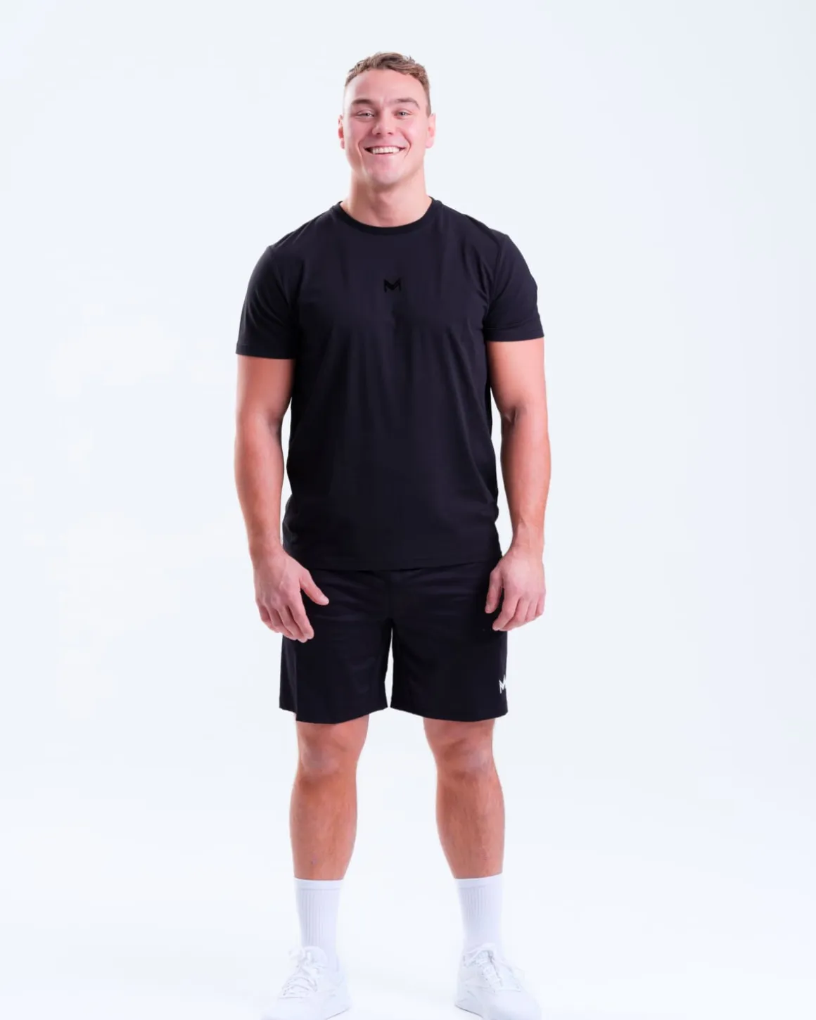 T-Shirt M + Jersey Shorts M Black SET