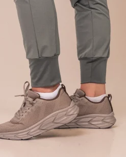 Versatile Outdoor Pants Green Basil